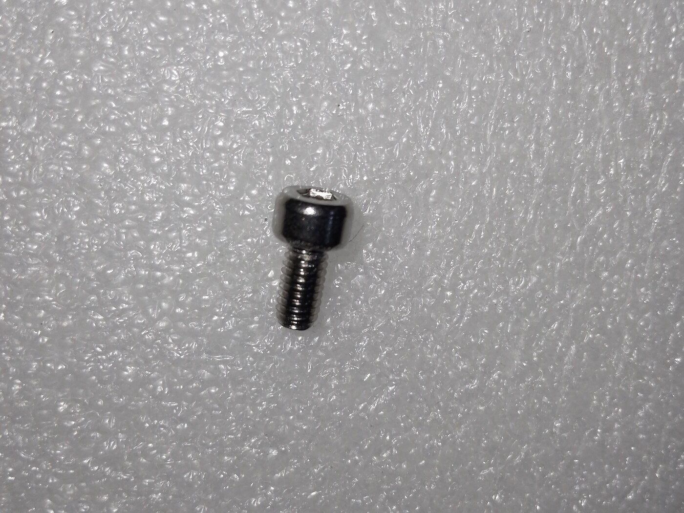 Screw M40-HC080080-68-85